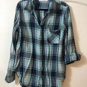 Billy T Size Large button down shirt